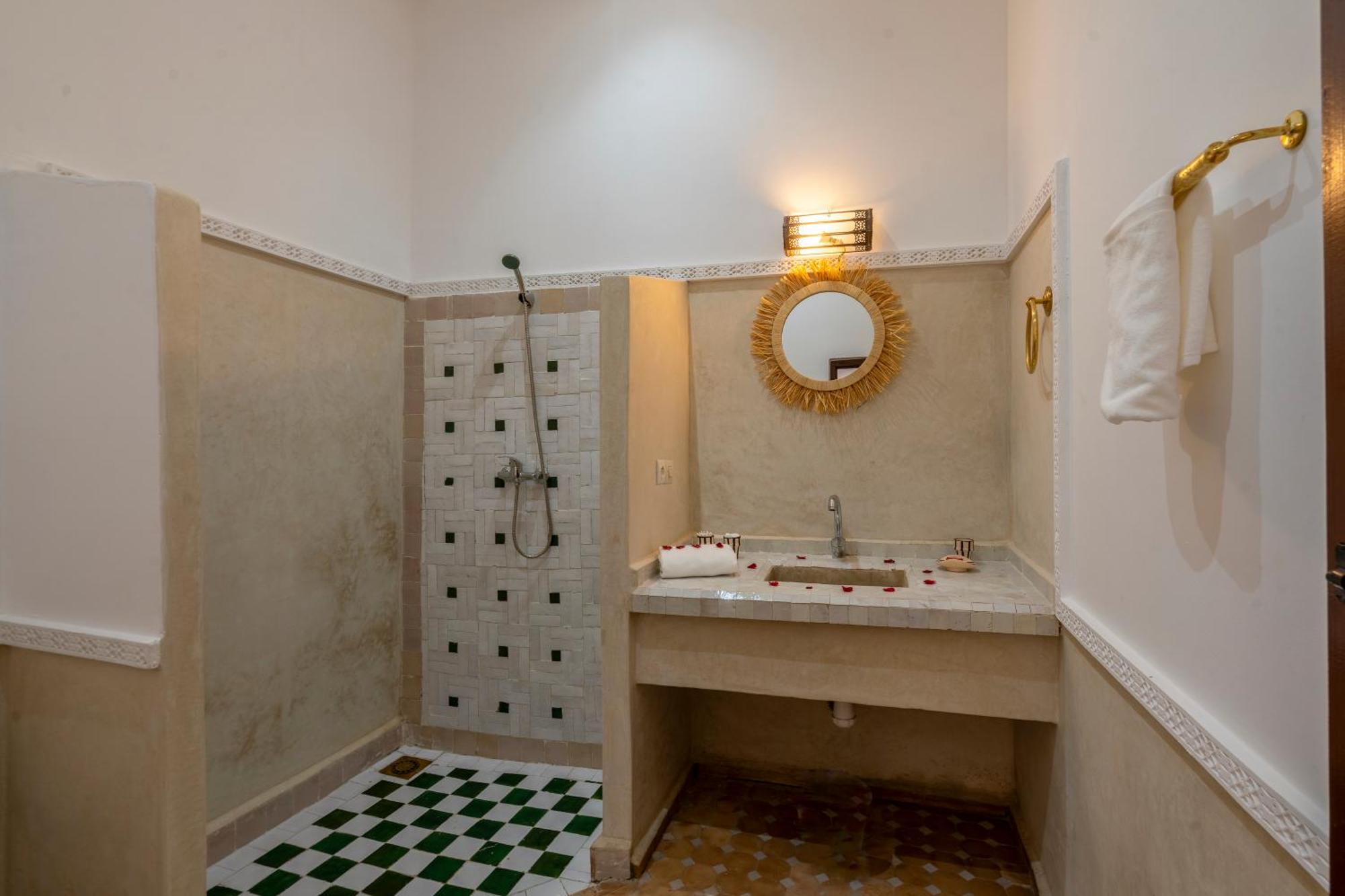 Riad Les Cornes De Gazelle 马拉喀什 外观 照片